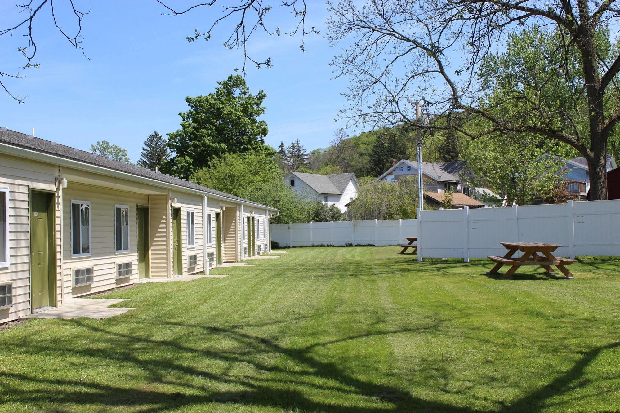 Canyon Motel Wellsboro Exterior photo